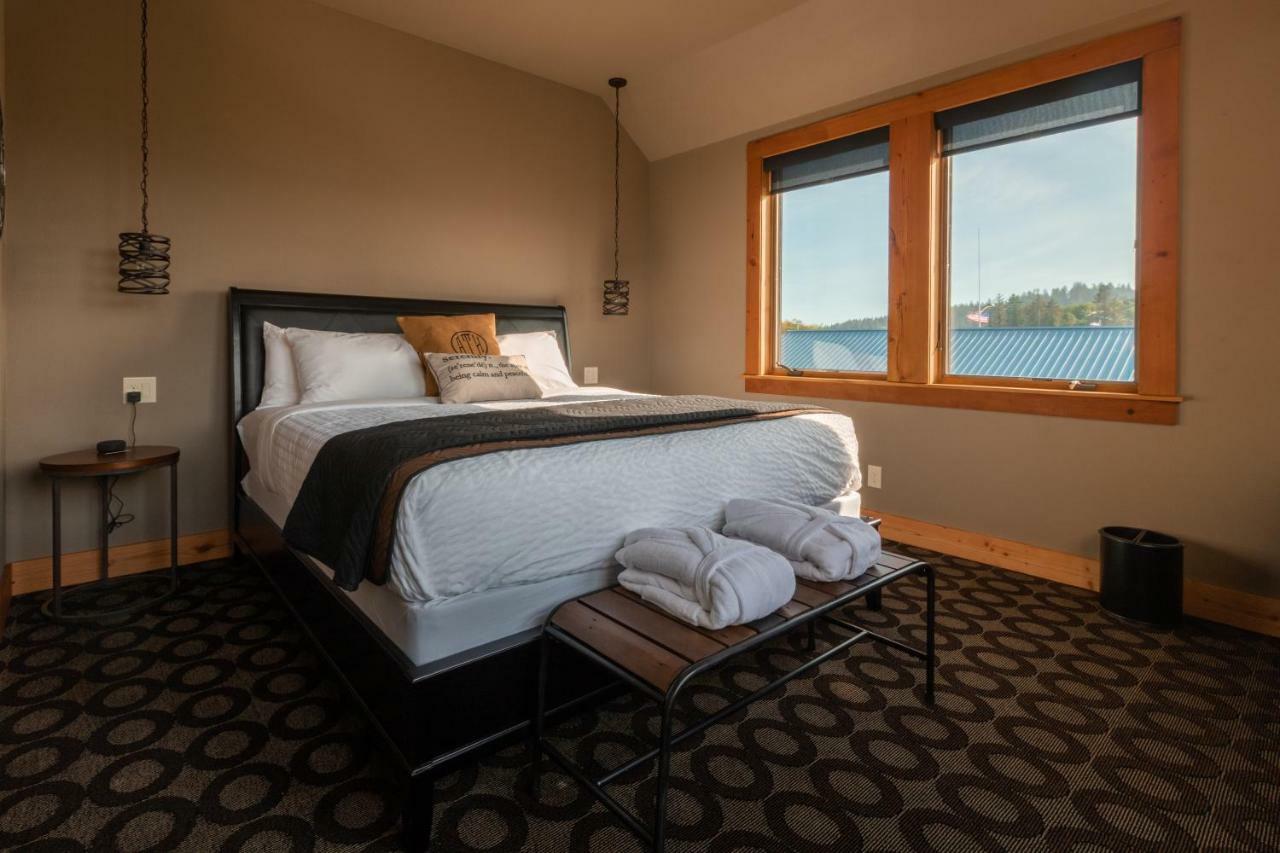At The Helm Hotel Ilwaco Camera foto